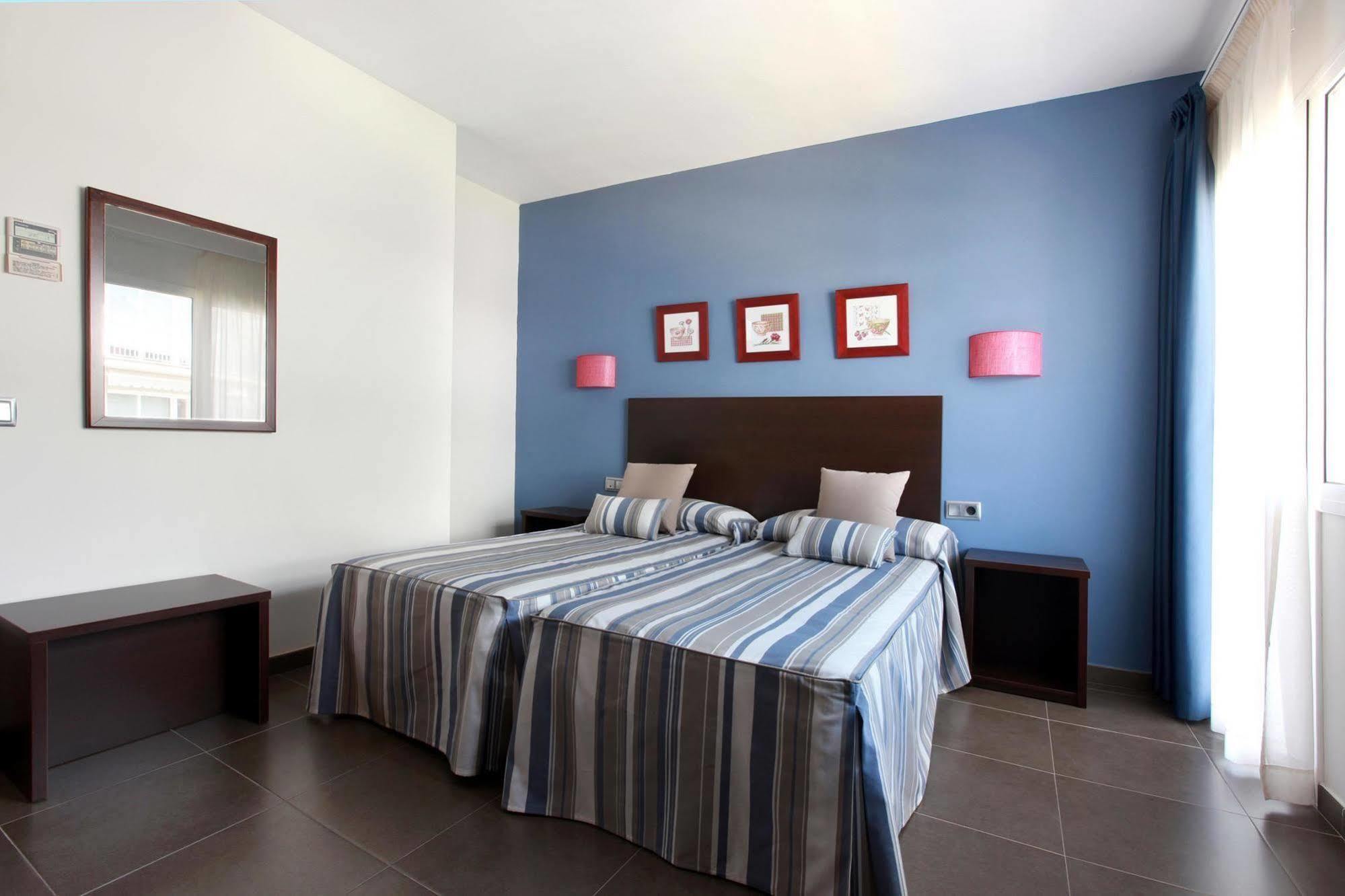 Hotel Marblau Tossa Tossa de Mar Extérieur photo